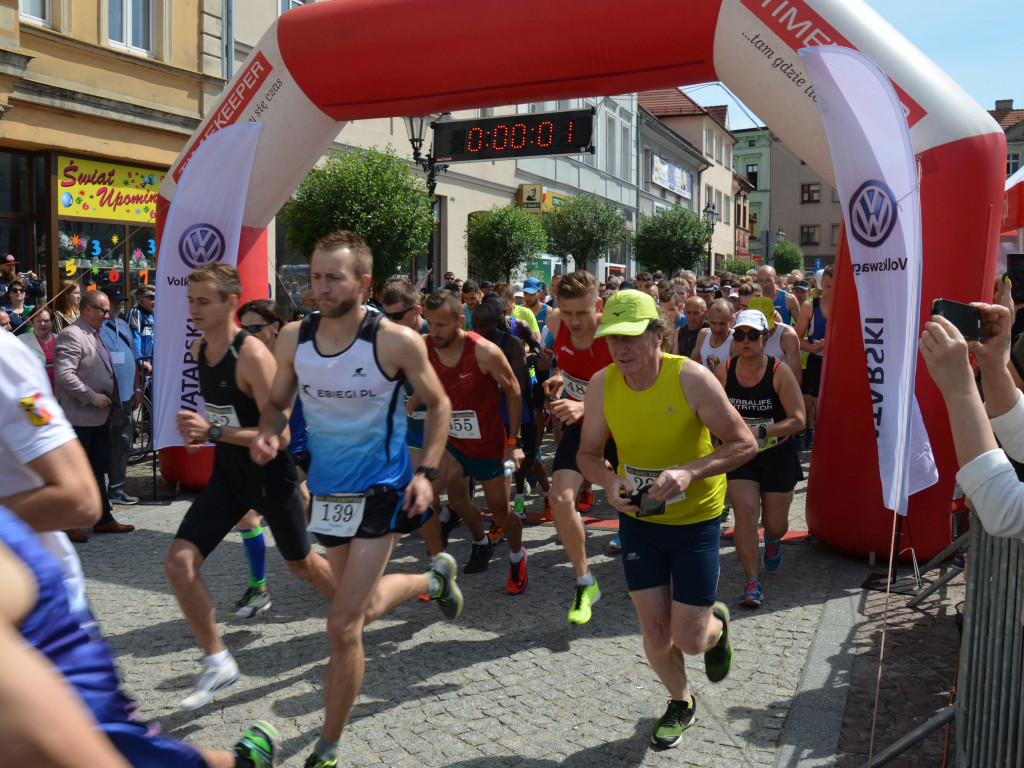 Bieg Krotosa. Prawie 500 osób na starcie (FOTO)