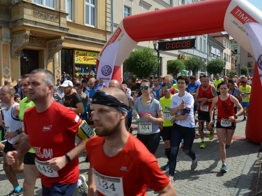 Bieg Krotosa. Prawie 500 osób na starcie (FOTO)