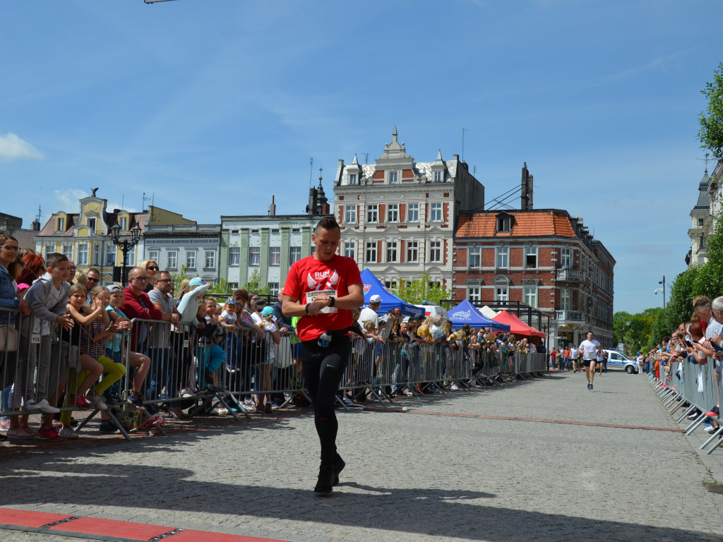 Bieg Krotosa. Prawie 500 osób na starcie (FOTO)