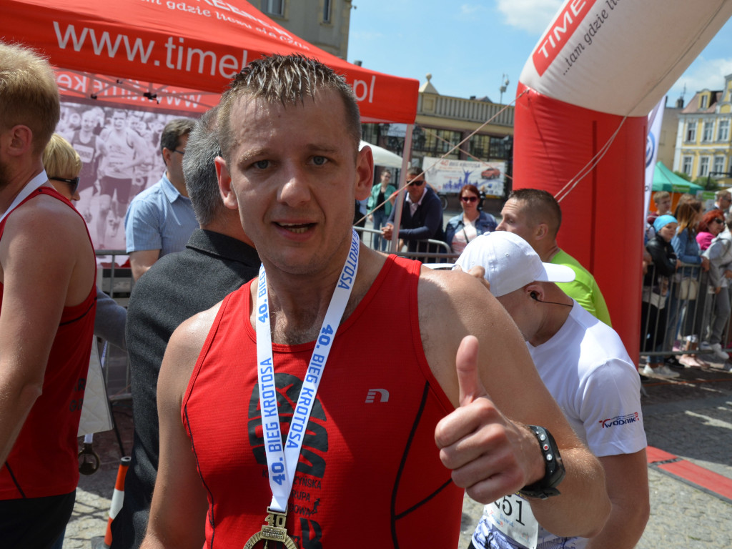 Bieg Krotosa. Prawie 500 osób na starcie (FOTO)
