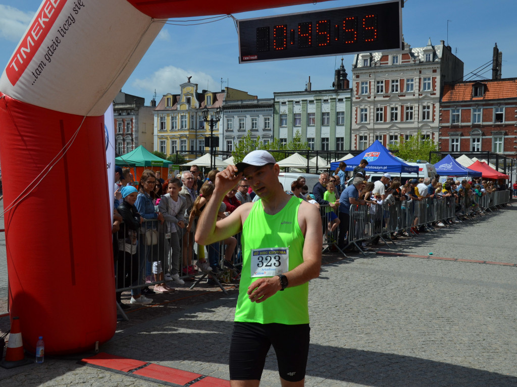Bieg Krotosa. Prawie 500 osób na starcie (FOTO)