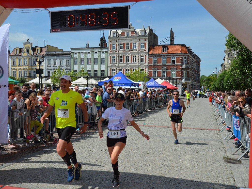 Bieg Krotosa. Prawie 500 osób na starcie (FOTO)