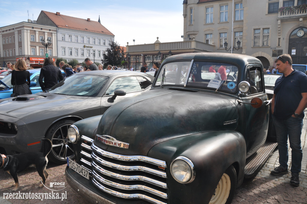 Trzeci zlot amerykańskich samochodów