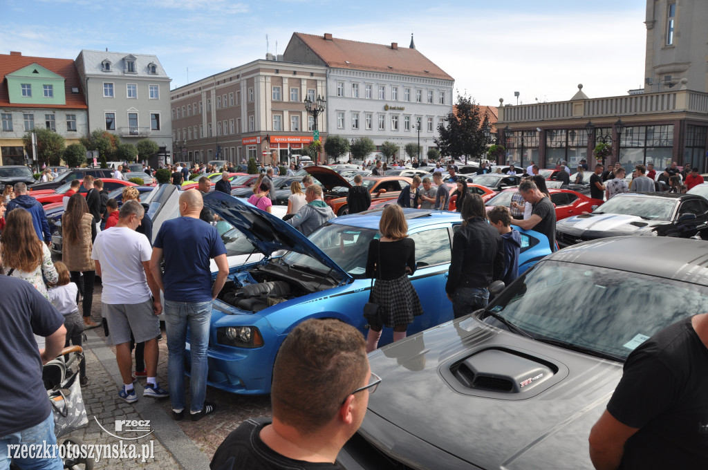 Trzeci zlot amerykańskich samochodów