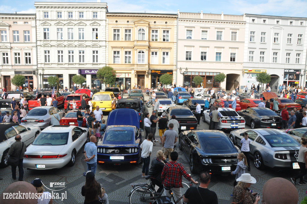 Trzeci zlot amerykańskich samochodów