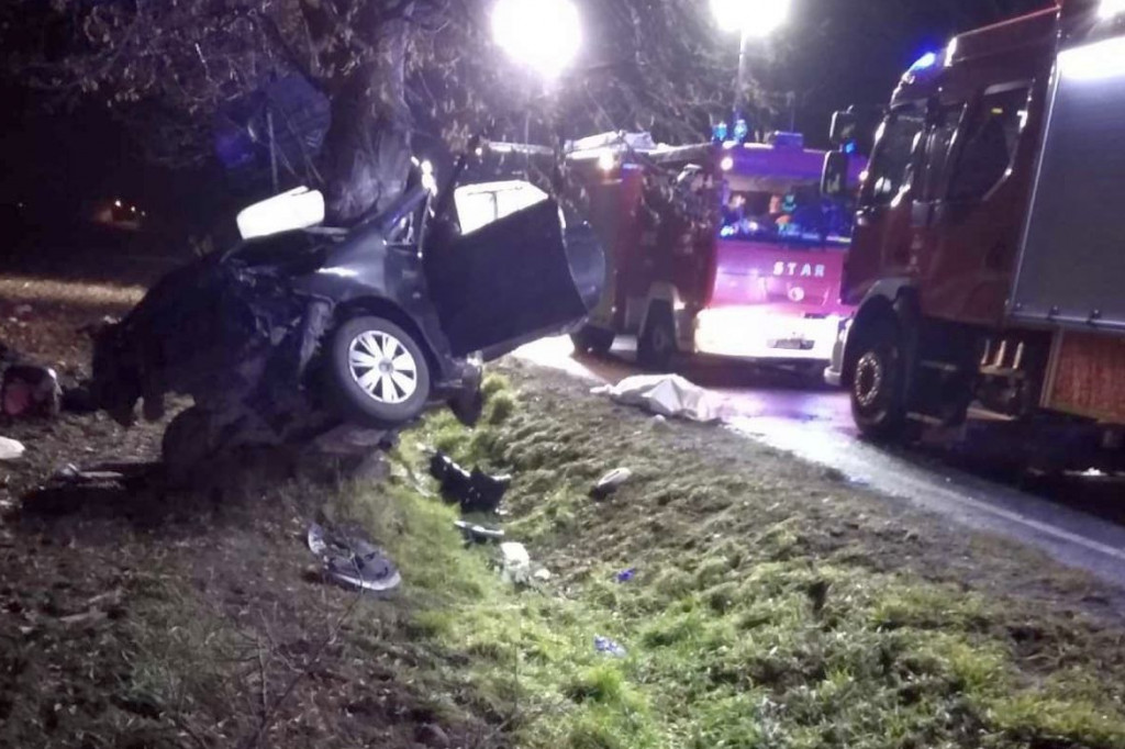 26-letnia kobieta zginęła w wypadku na drodze krajowej nr 36 w Kuklinowie