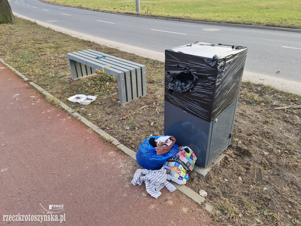 Śmieci na Błoniu