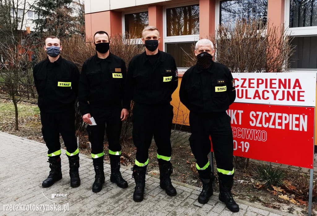 Strażacy dołączają do grona zaszczepionych