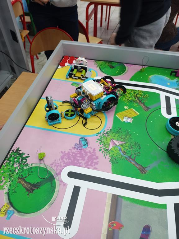 Stworzyli drużynę w First Lego League Challenge