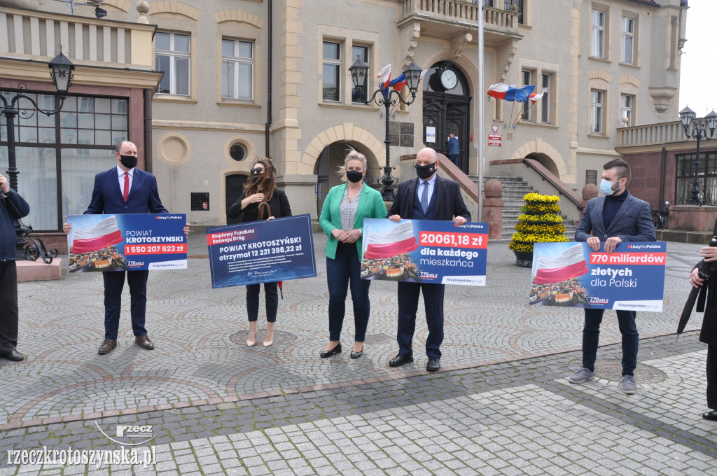 Konferencja prasowa polityków Prawa i Sprawiedliwości