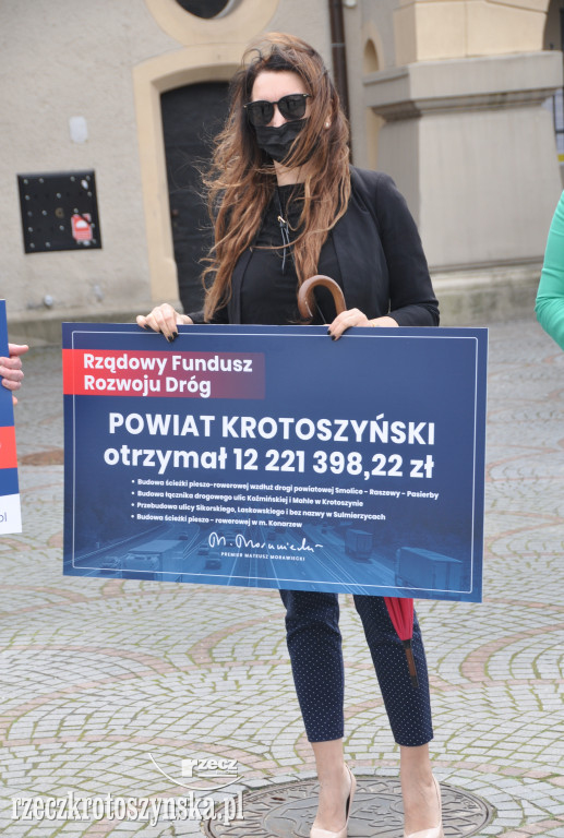 Konferencja prasowa polityków Prawa i Sprawiedliwości