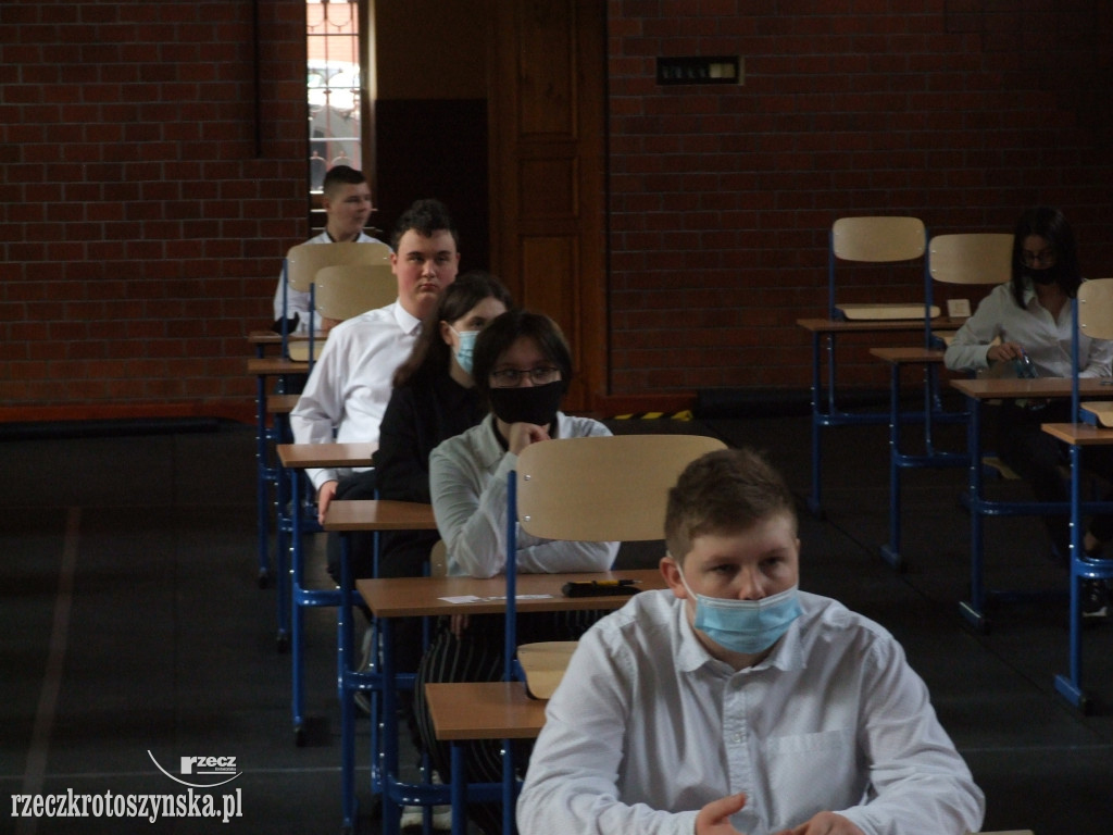 Rozpoczęły się egzaminy ósmoklasisty