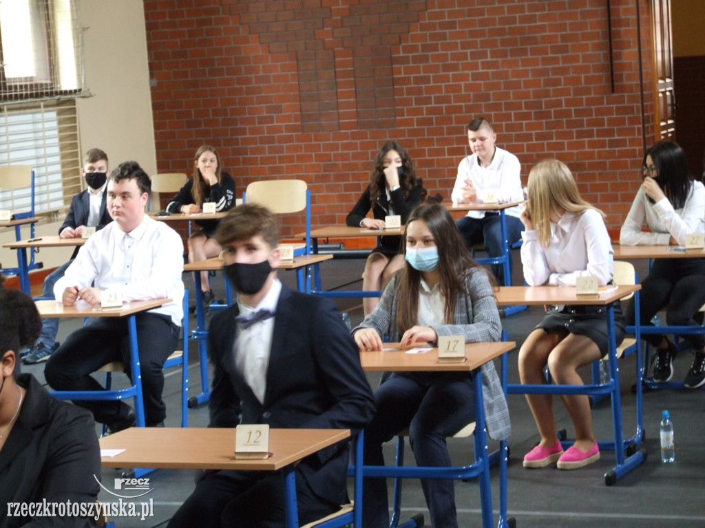 Rozpoczęły się egzaminy ósmoklasisty