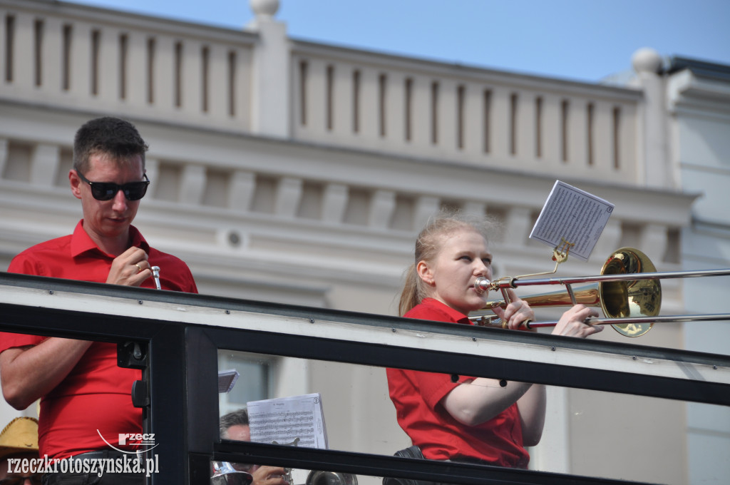 Orkiestra dęta przyjechała z muzyką