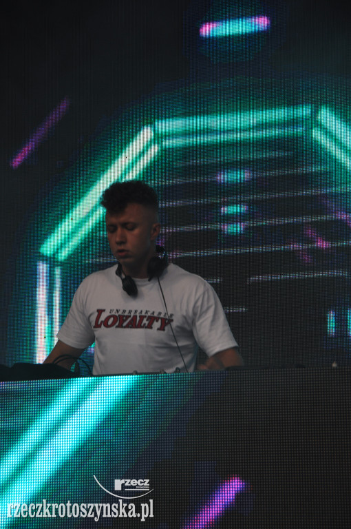 W rytm muzyki didżejów, czyli festiwal na krotoszyńskim targowisku