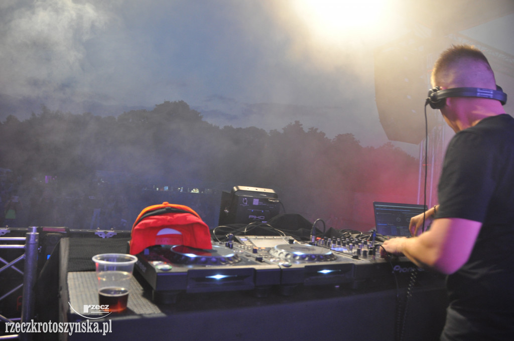 W rytm muzyki didżejów, czyli festiwal na krotoszyńskim targowisku