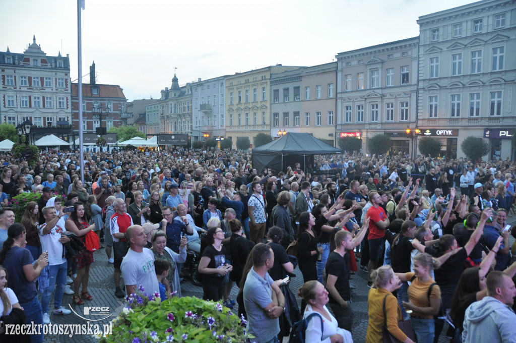 Kazik na krotoszyńskiej scenie w ramach Więc Wiecu