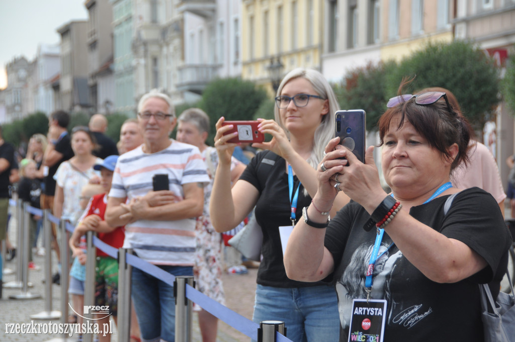 Kazik na krotoszyńskiej scenie w ramach Więc Wiecu