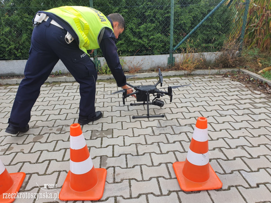 Policyjny dron kontrolował kierowców