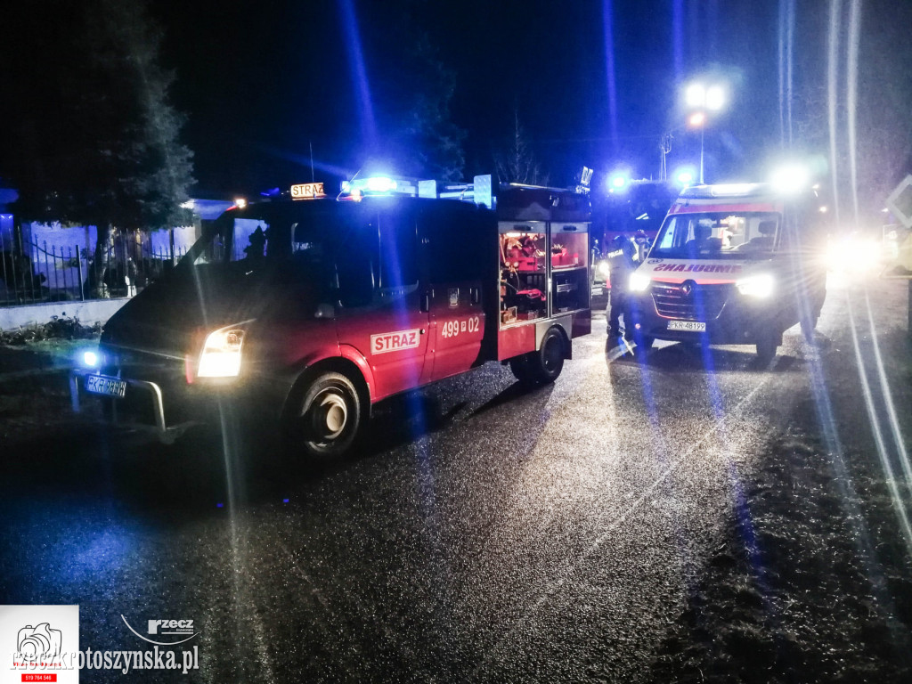 Groźny wypadek w Starkówcu.  Uczestnicy uciekli, zostawiając nastolatkę