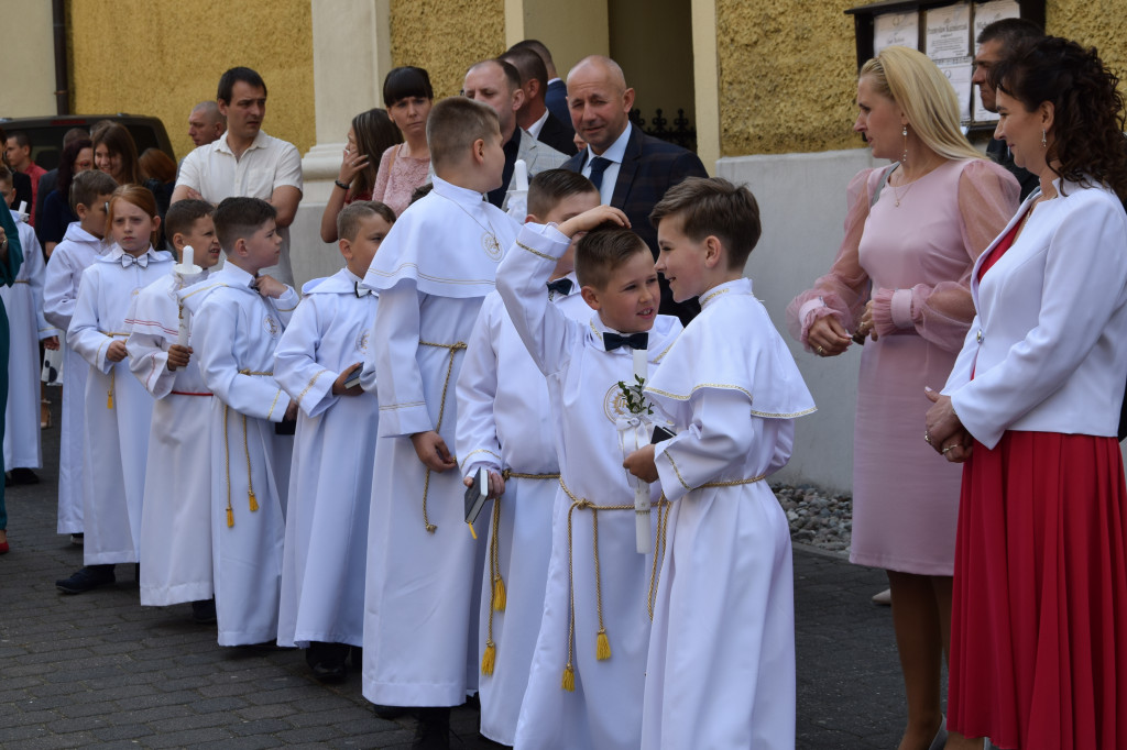 Pierwsza Komunia Św. w kościele klasztornym