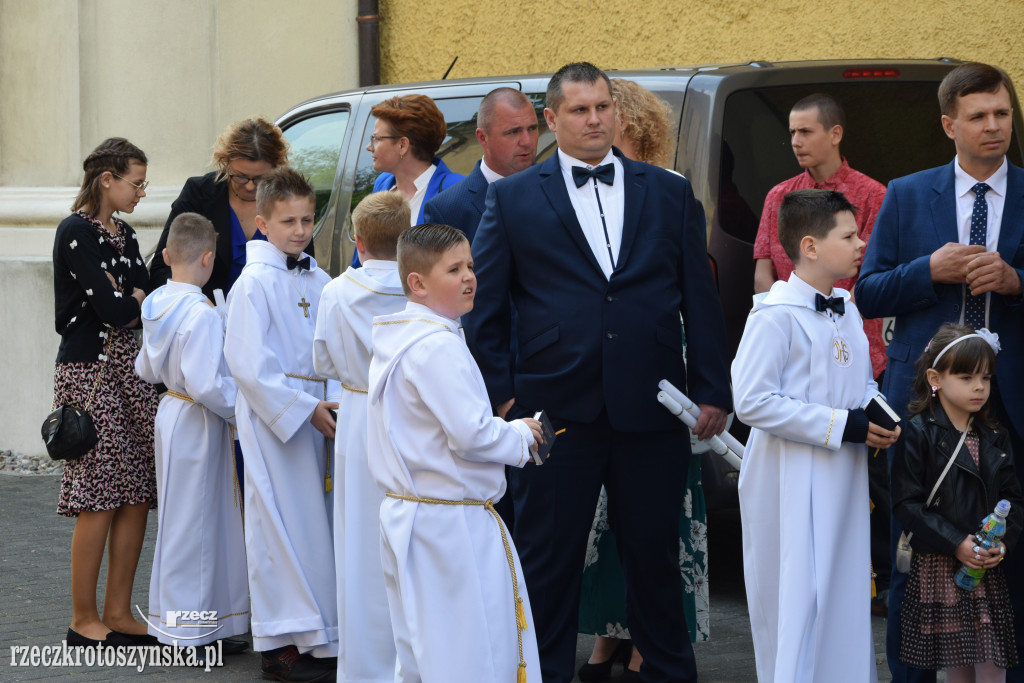 Pierwsza Komunia Św. w kościele klasztornym