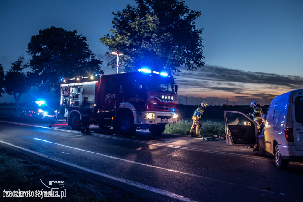 Wypadek na krajowej piętnastce. Auto potrąciło motorowerzystę