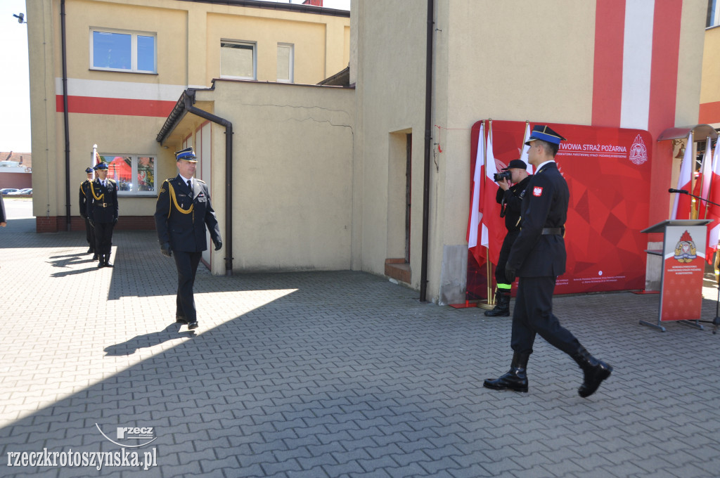 Awanse i odznaczenie z okazji Dnia Strażaka