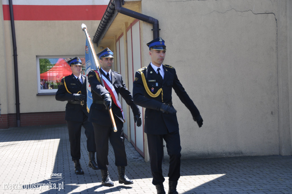 Awanse i odznaczenie z okazji Dnia Strażaka