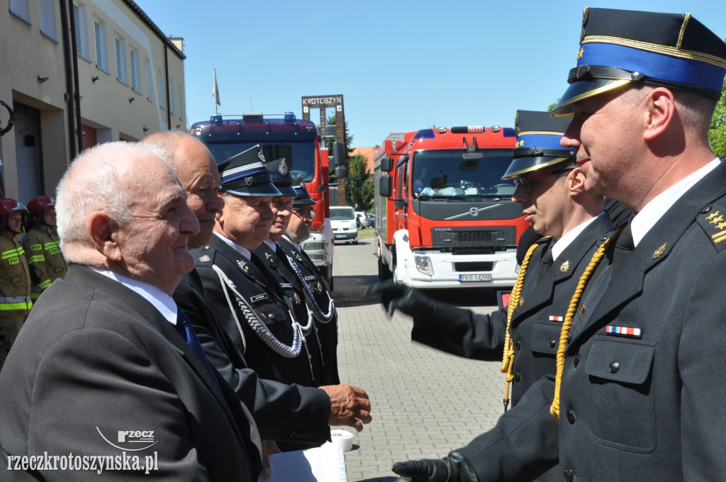 Awanse i odznaczenie z okazji Dnia Strażaka