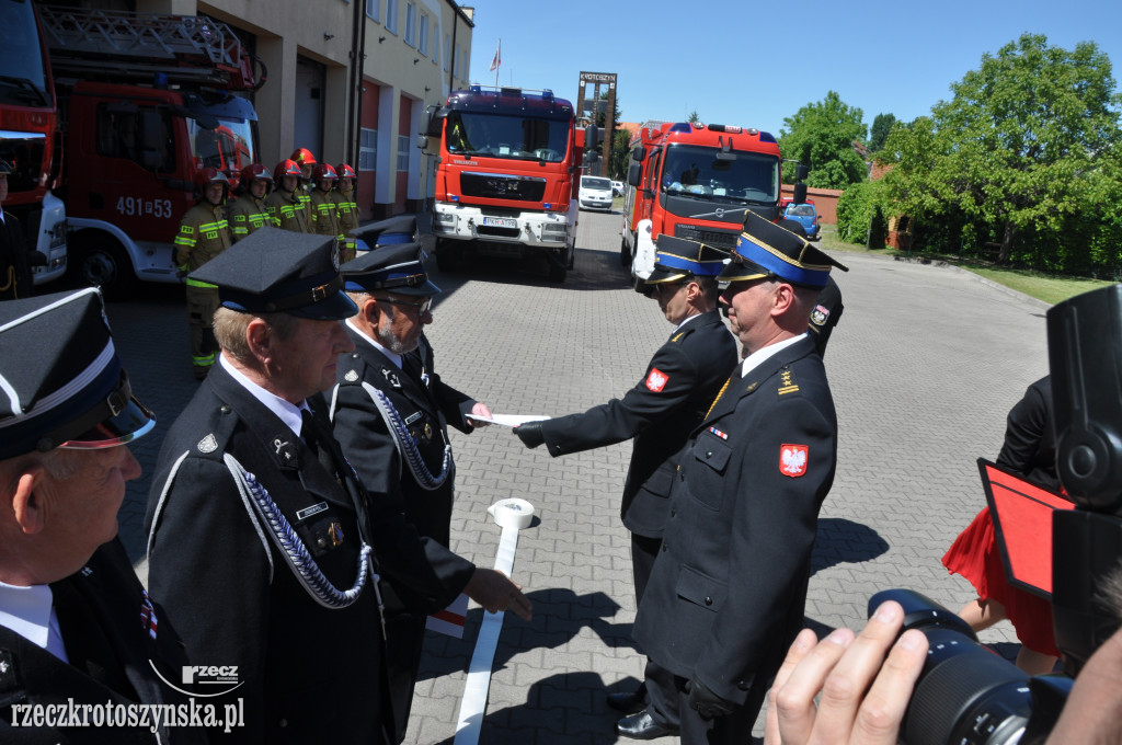 Awanse i odznaczenie z okazji Dnia Strażaka