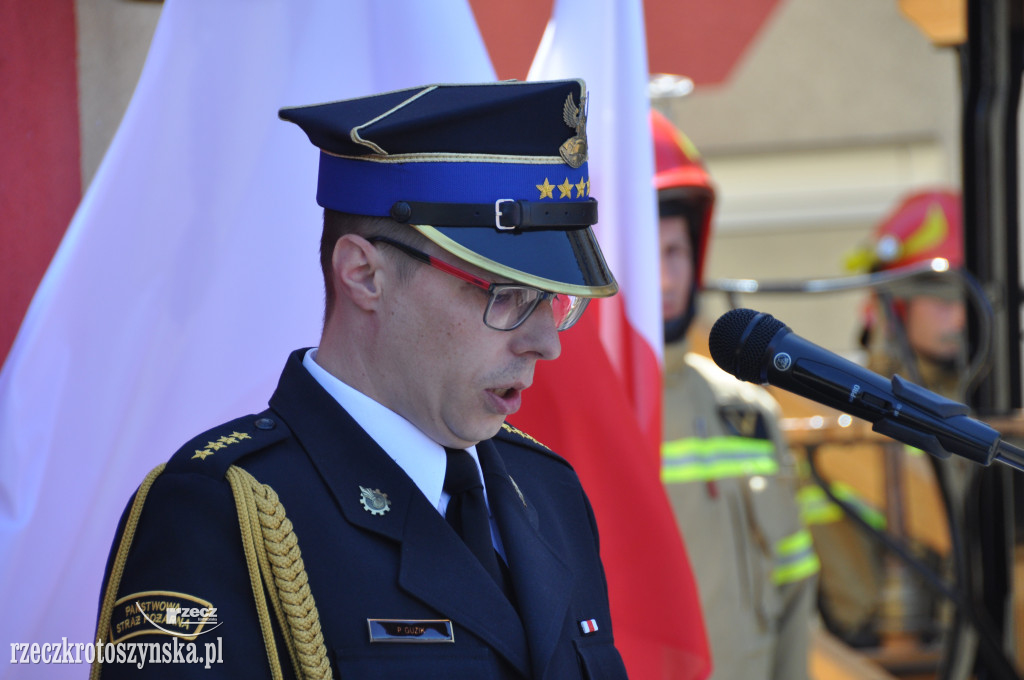 Awanse i odznaczenie z okazji Dnia Strażaka