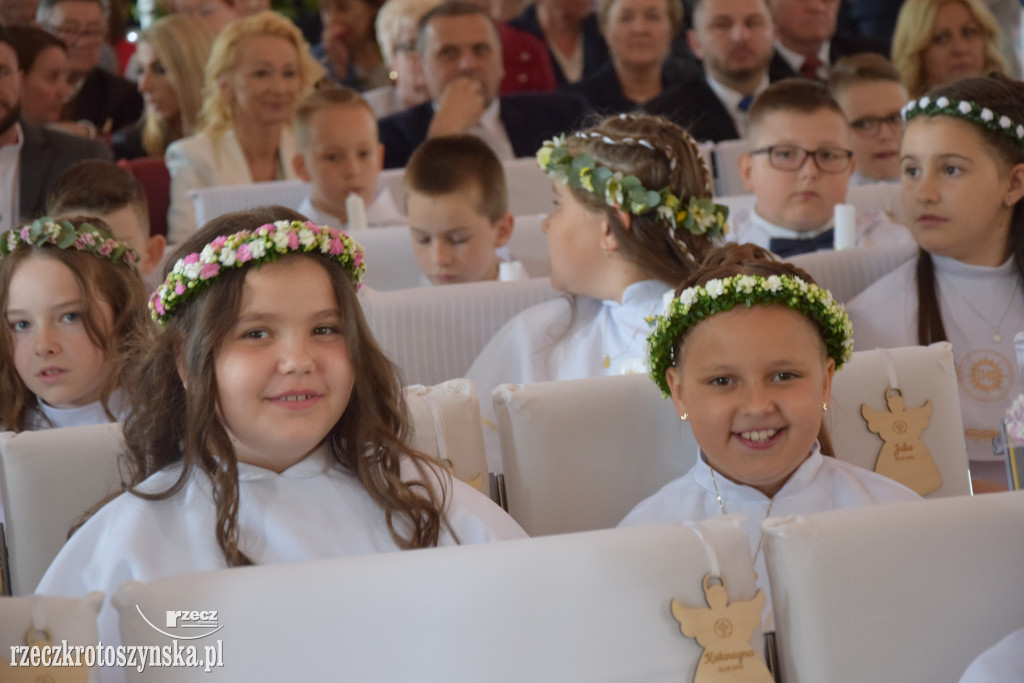 Dzieci z Magdalenki przyjęły p raz pierwszy sakrament komunii św.