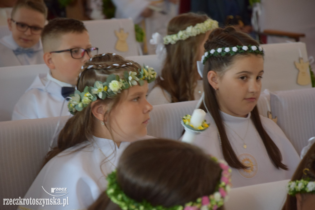 Dzieci z Magdalenki przyjęły p raz pierwszy sakrament komunii św.