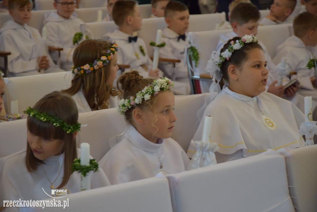 Dzieci z Magdalenki przyjęły p raz pierwszy sakrament komunii św.