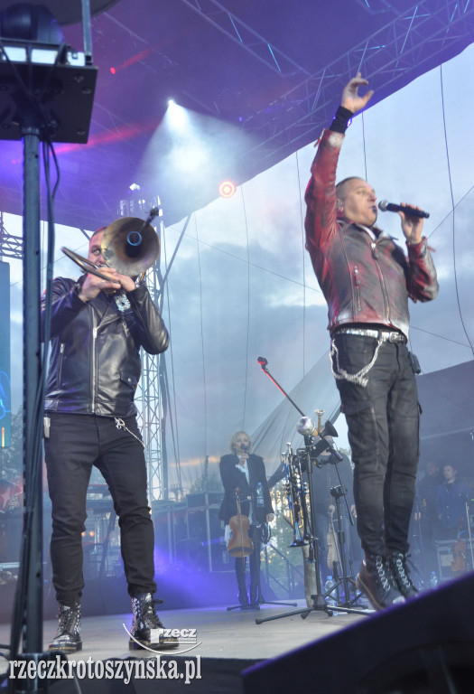 Koncert Golec uOrkiestry na Błoniu