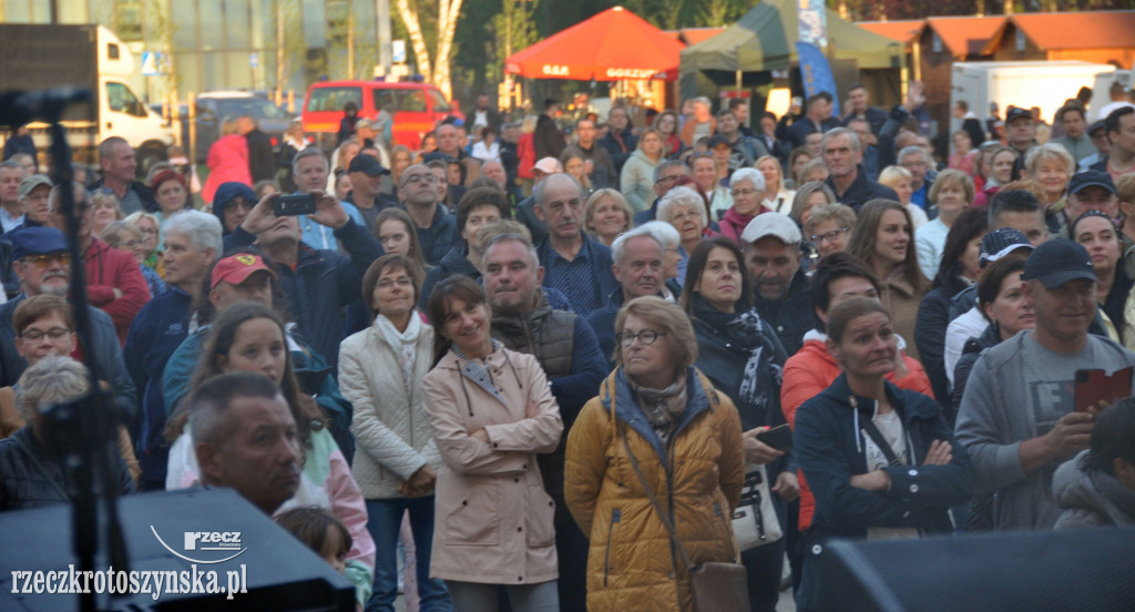 Męskie trio tenorów wystąpiło w Krotoszynie. Otwarcie Błonia - dzień trzeci