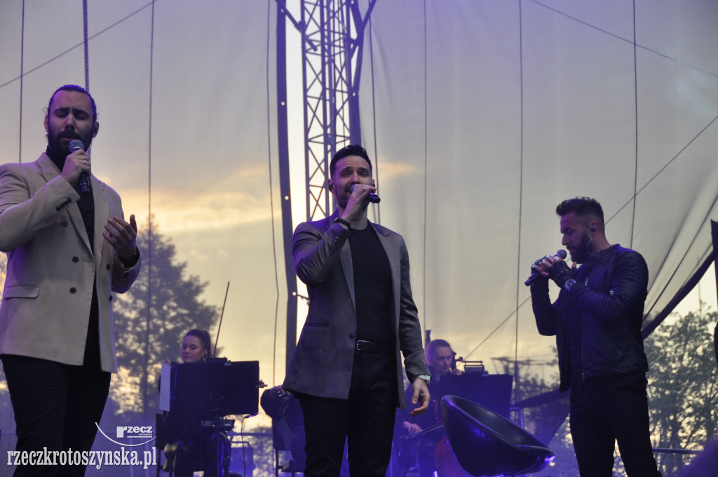 Męskie trio tenorów wystąpiło w Krotoszynie. Otwarcie Błonia - dzień trzeci
