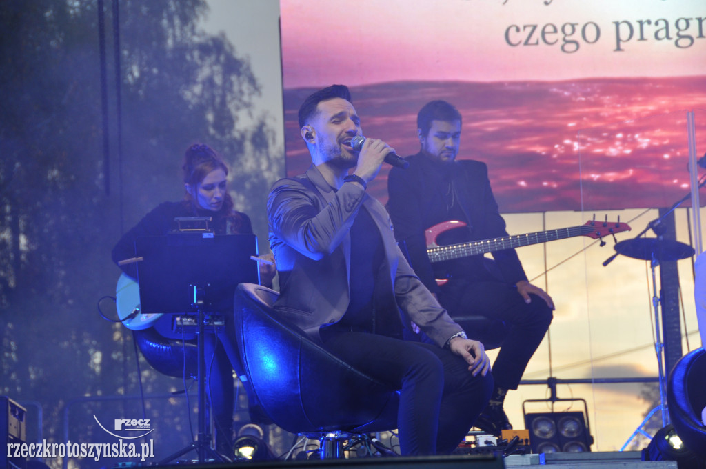 Męskie trio tenorów wystąpiło w Krotoszynie. Otwarcie Błonia - dzień trzeci