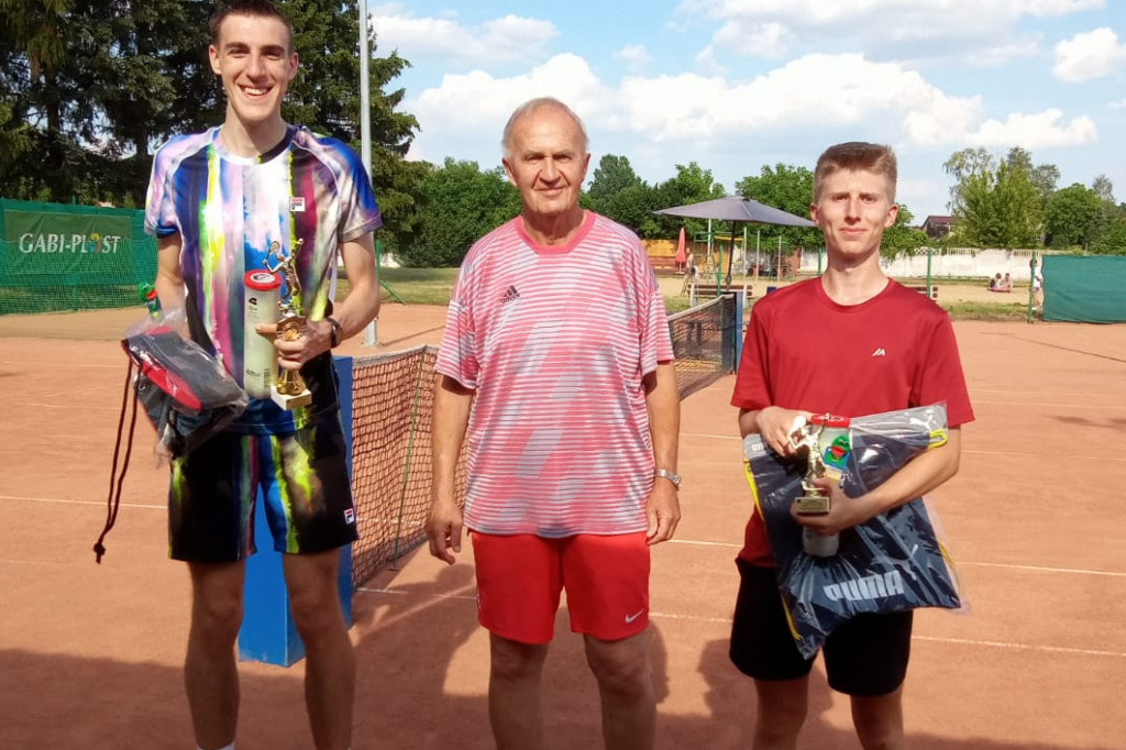 Turniej tenisa ziemnego w Krotoszynie wygrał brat Łukasza Kaczmarka