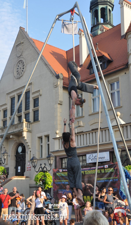 Artyści uliczni zawładnęli krotoszyńskim Rynkiem