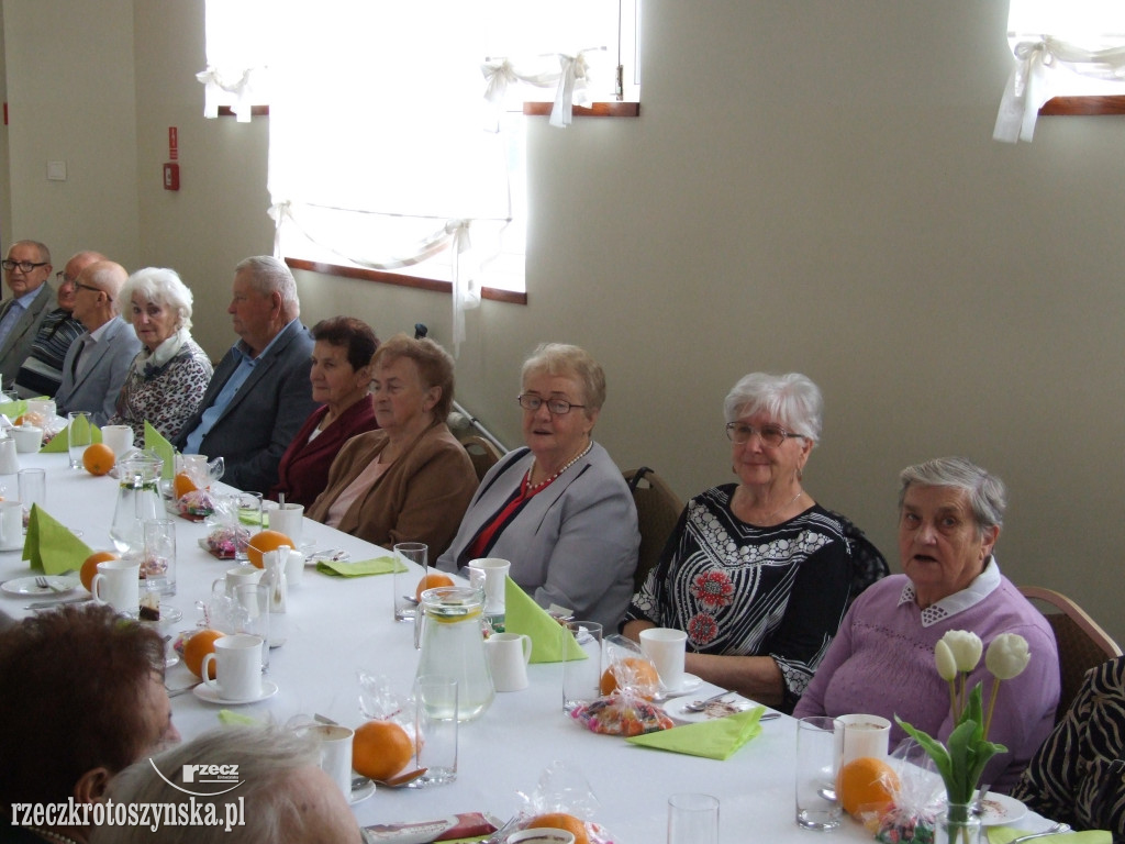 Związek emerytów zaprosił osoby powyżej 80 lat