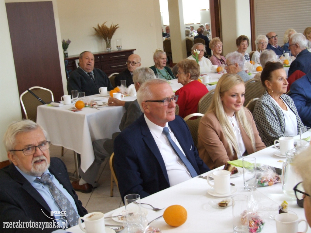 Związek emerytów zaprosił osoby powyżej 80 lat