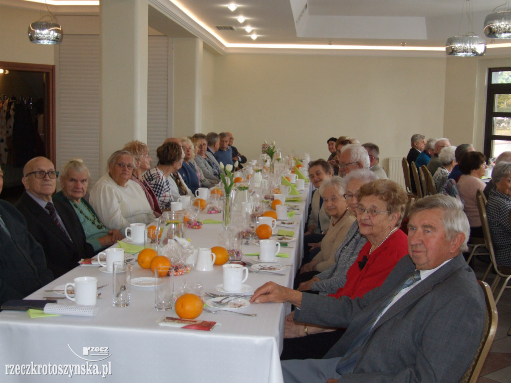 Związek emerytów zaprosił osoby powyżej 80 lat