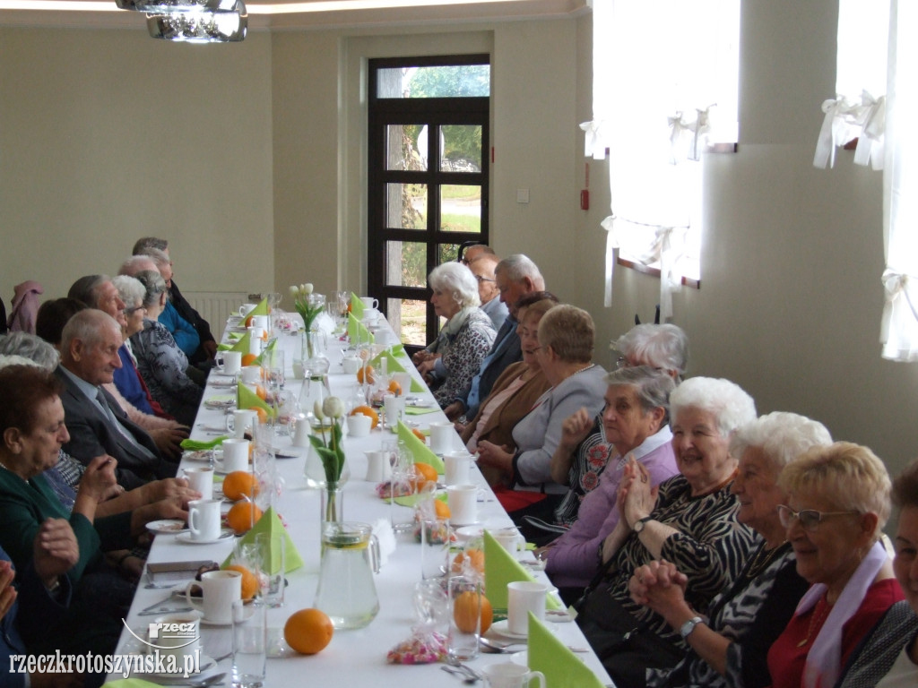 Związek emerytów zaprosił osoby powyżej 80 lat