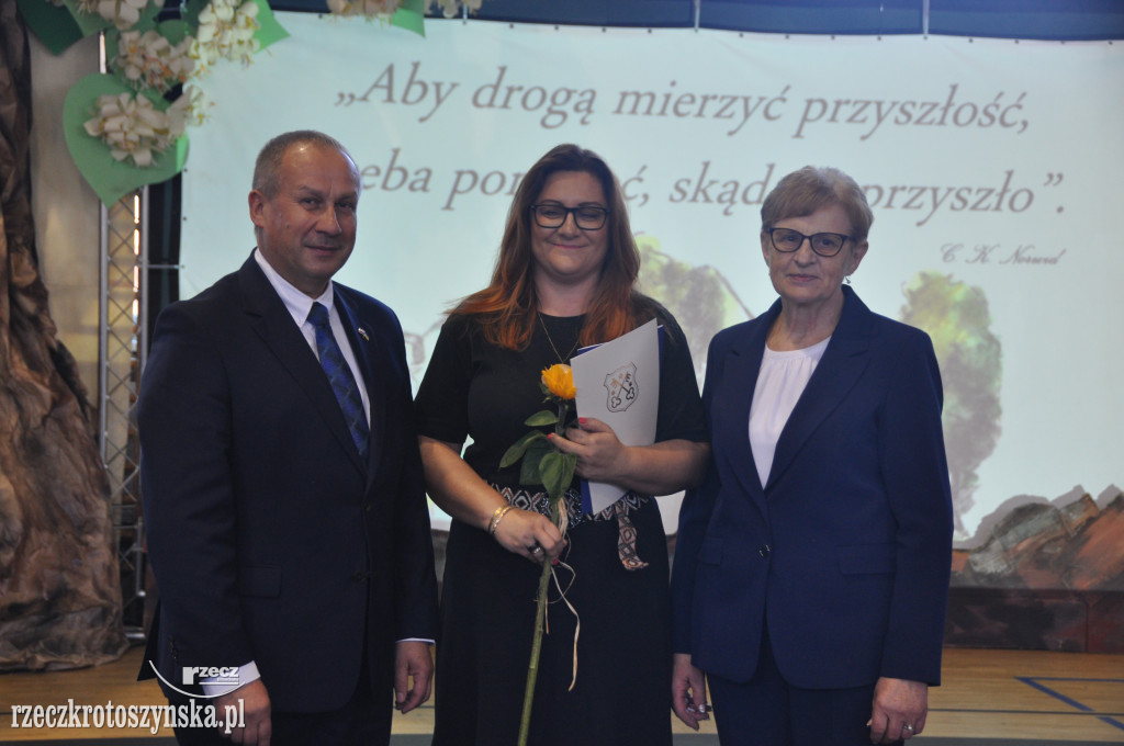 Uroczystość z okazji 185-lecia SP3 (cz.2)