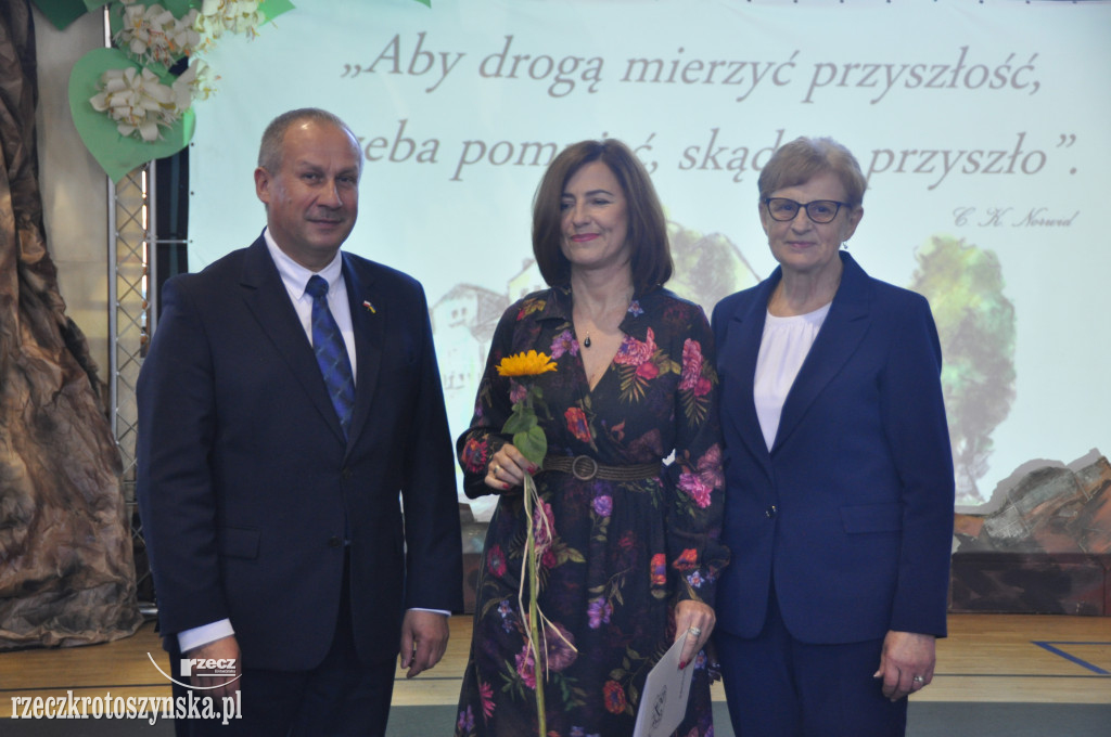 Uroczystość z okazji 185-lecia SP3 (cz.2)
