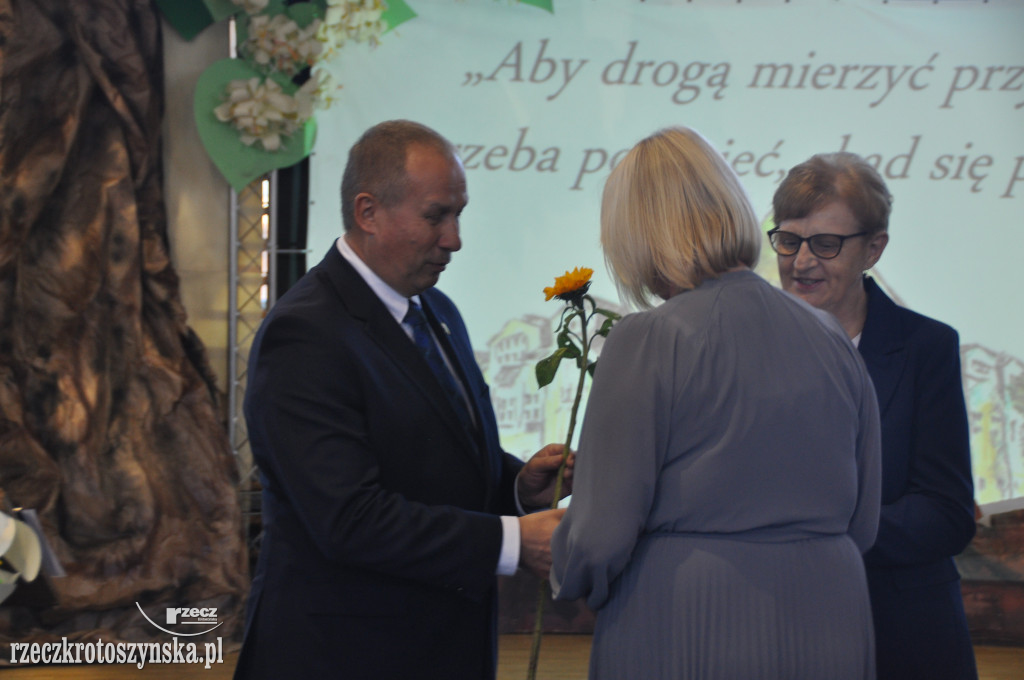 Uroczystość z okazji 185-lecia SP3 (cz.2)