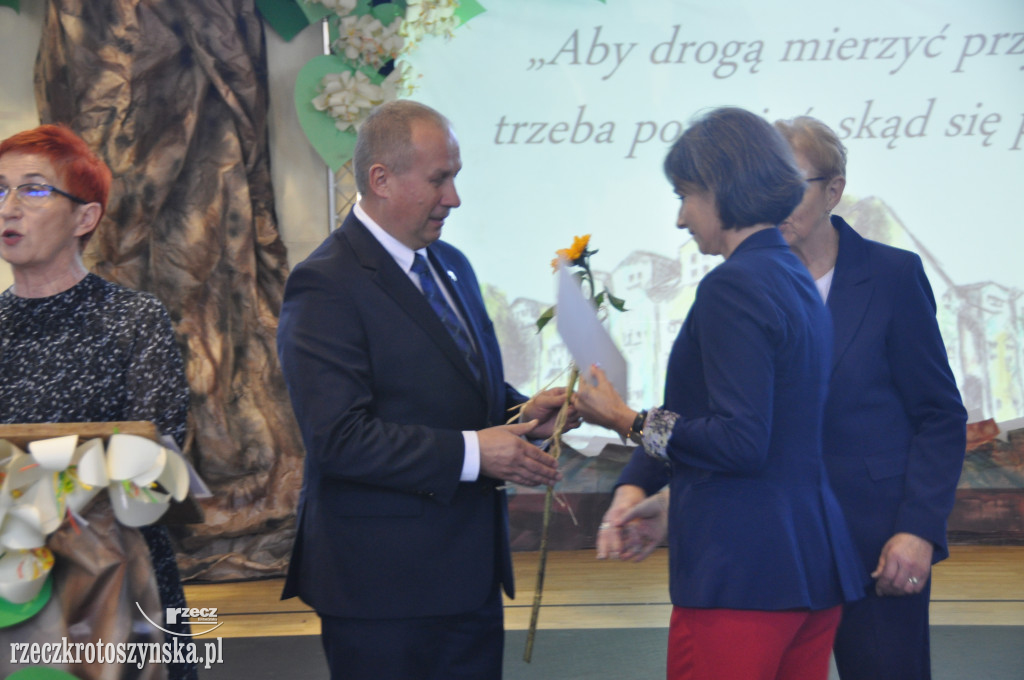 Uroczystość z okazji 185-lecia SP3 (cz.2)