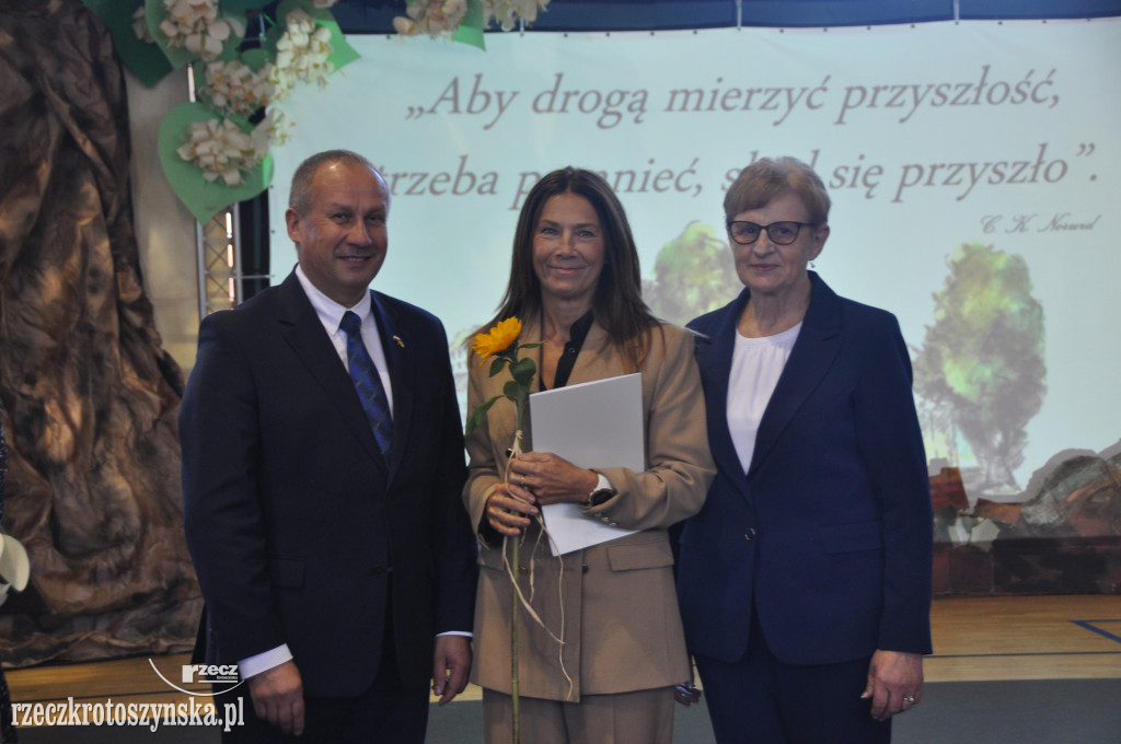 Uroczystość z okazji 185-lecia SP3 (cz.2)